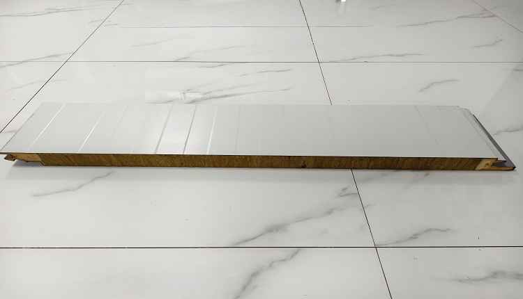 950型聚氨酯封邊巖棉復(fù)合板